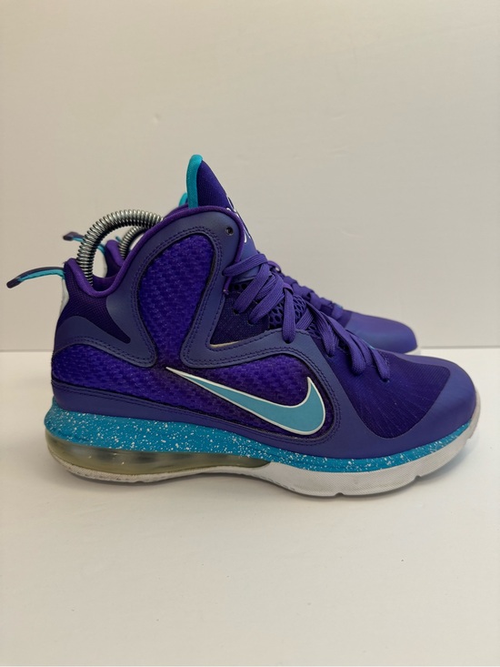 Nike Other - Nike LeBron 9 Summit Lake Hornets 472664-500 GS Size 6.5Y Basketball Shoes